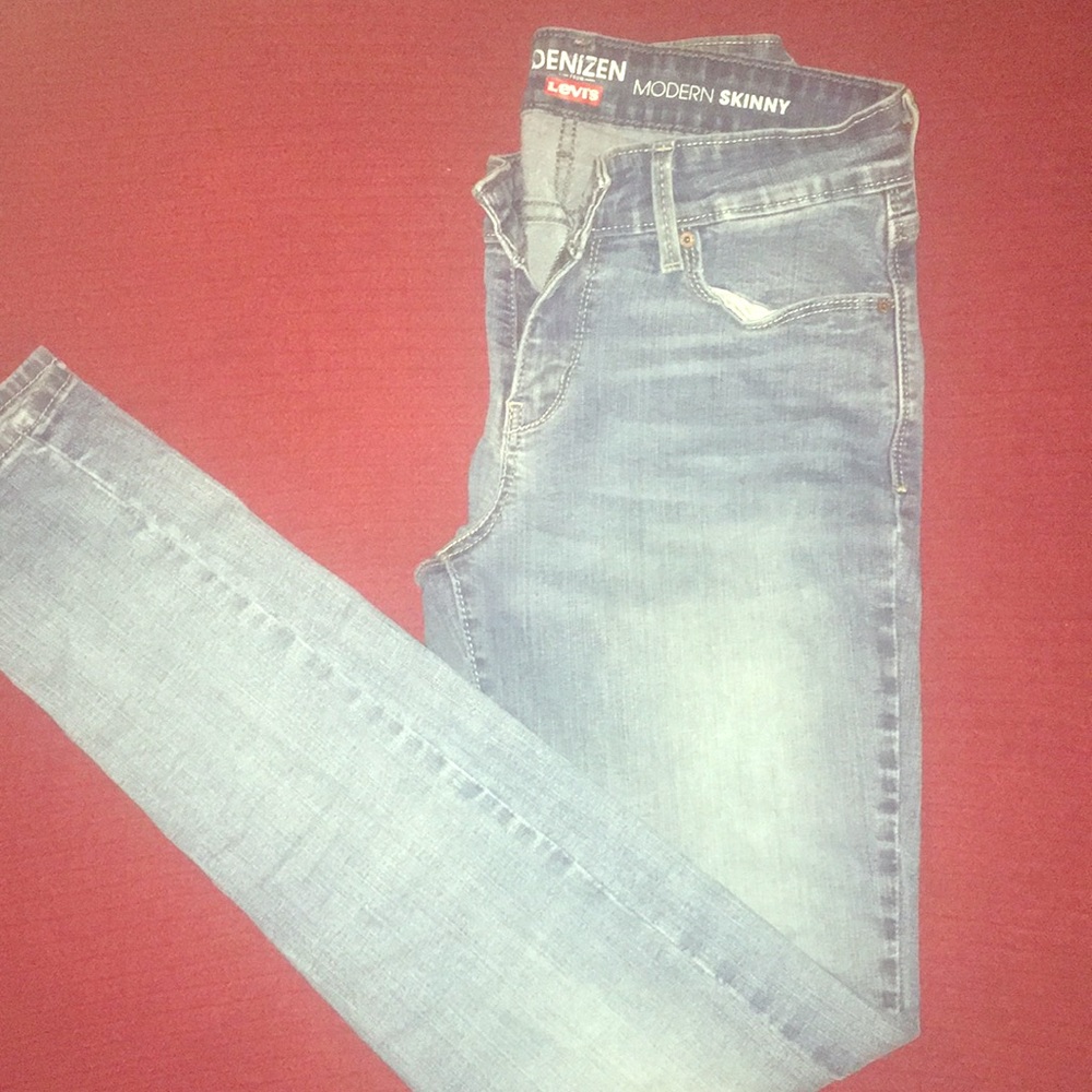Levi’s Denizen Modern Skinny Jeans